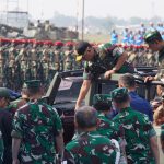 Peninjauan tersebut merupakan bagian dari rangkaian finalisasi persiapan upacara berskala besar yang akan melibatkan ribuan pasukan lintas matra serta berbagai atraksi militer.