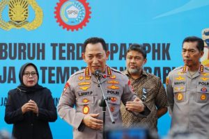 Sigit menyampaikan komitmen tersebut dalam pernyataannya di Mabes Polri, Kamis (12/6/2025).