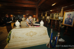 Pada Selasa (24/6/2025), Kapolri melakukan ziarah ke makam Presiden ke-2 Republik Indonesia, Soeharto, di Astana Giribangun, Karanganyar, Jawa Tengah.
