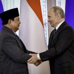 Presiden Republik Indonesia Prabowo Subianto bertemu dengan Presiden Federasi Rusia Vladimir Putin di Istana Konstantinovsky, St. Petersburg, pada Kamis, 19 Juni 2025. (Foto: BPMI Setpres) Read more: https://setkab.go.id/bertemu-presiden-putin-presiden-prabowo-bawa-indonesia-ke-pentas-dunia/