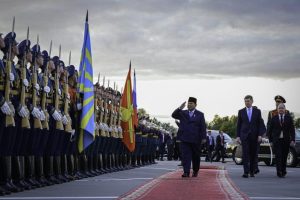 Presiden Republik Indonesia, Prabowo Subianto, resmi mengakhiri rangkaian kunjungan kenegaraannya di Federasi Rusia dan bertolak kembali ke Tanah Air pada Jumat (20/6) malam.