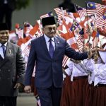 Presiden Republik Indonesia Prabowo Subianto secara resmi menyambut kedatangan Perdana Menteri (PM) Malaysia Anwar Ibrahim, dalam sebuah upacara penyambutan yang berlangsung khidmat dan meriah di Istana Merdeka, Jakarta, pada Jumat, 27 Juni 2025. (Foto: BPMI Setpres) Read more: https://setkab.go.id/meriah-dan-khidmat-presiden-prabowo-sambut-pm-malaysia-anwar-ibrahim-di-istana-merdeka/