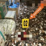 Seorang warga sipil bernama Joni Hendra tewas ditembak oleh anggota Kelompok Kriminal Bersenjata (KKB) saat sedang melayani pembeli di kios miliknya