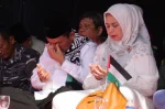 Gubernur Kerpi Ansar Ahmad mengecam keras serangan yang hingga kini terus merenggut korban jiwa.