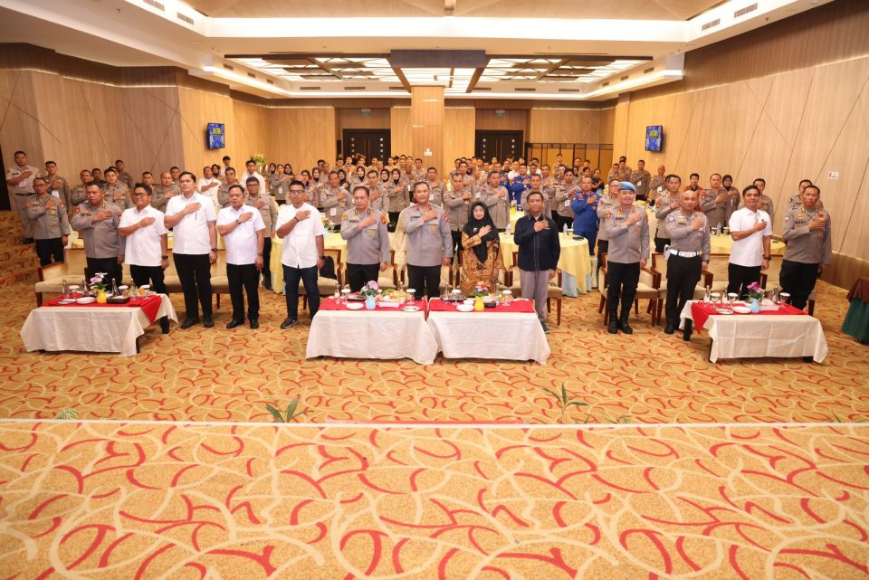 Kapolda Kepulauan Riau, Irjen Pol. Asep Safrudin, S.I.K., M.H., secara resmi membuka kegiatan Rapat Kerja Teknis (Rakernis) Logistik Tahun Anggaran 2025