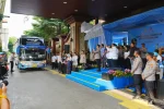 Jenderal Polisi Drs. Listyo Sigit Prabowo melepas keberangkatan 1.575 buruh ke tempat kerja barunya.