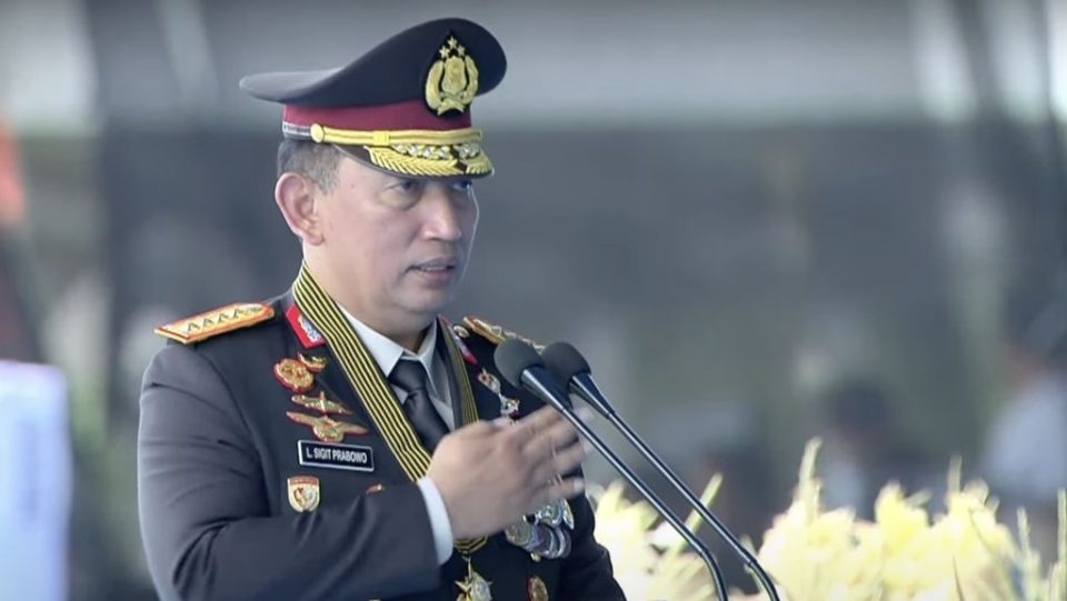 Kapolri Jenderal Listyo Sigit Prabowo mengungkapkan bahwa Polri telah berhasil menuntaskan 1.297 kasus judi online