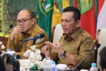 Untuk program beasiswa Gubernur Ansar mengusulkan sebanyak 64 calon penerima beasiswa PPDS, dan berharap penerima dapat diangkat sebagai PNS lewat jalur afirmasi. (Ogi/Diskominfo Kepri)