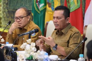 Untuk program beasiswa Gubernur Ansar mengusulkan sebanyak 64 calon penerima beasiswa PPDS, dan berharap penerima dapat diangkat sebagai PNS lewat jalur afirmasi. (Ogi/Diskominfo Kepri)