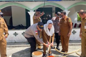 Bupati Natuna, Cen Sui Lan, yang hadir langsung dalam kegiatan tersebut