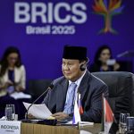 Presiden Republik Indonesia, Prabowo Subianto, menghadiri hari pertama Konferensi Tingkat Tinggi (KTT) BRICS 2025 yang digelar di Rio de Janeiro, Brasil, pada Minggu, 6 Juli 2025. (Foto: BPMI Setpres) Read more: https://setkab.go.id/presiden-prabowo-hadiri-ktt-brics-2025-tegaskan-posisi-strategis-indonesia-di-kancah-global/
