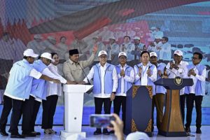 Presiden RI Prabowo Subianto meresmikan peluncuran kelembagaan 80.081 Koperasi Desa dan Kelurahan Merah Putih (KDMP/KKMP) dalam sebuah acara yang digelar di Koperasi Desa Merah Putih Bentangan, Kabupaten Klaten, Senin (21/7).