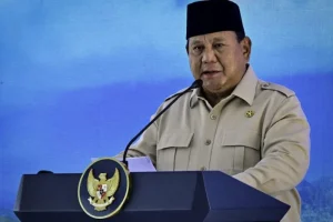 Presiden Prabowo Subianto menyampaikan sambutannya pada peluncuran kelembagaan 80.081 Koperasi Desa/Kelurahan Merah Putih (KDMP/KKMP)