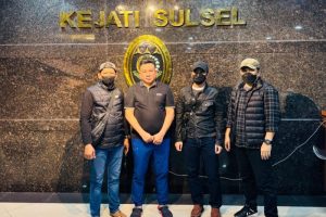 Tim Satuan Tugas Intelijen Reformasi dan Inovasi (SIRI) Kejaksaan Agung berhasil mengamankan seorang buronan tindak pidana korupsi asal Kejaksaan Negeri Nabire, Kamis (3/7) pukul 00.31 WITA.