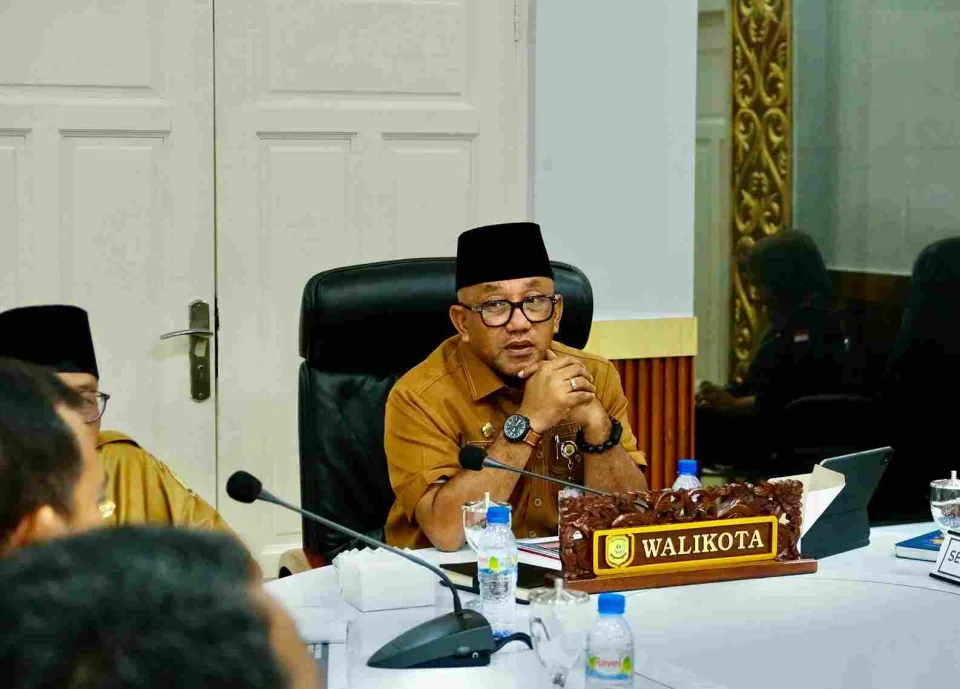 Wali Kota Tanjungpinang H. Lis Darmansyah, S.H., mengimbau para orang tua murid baru di seluruh jenjang pendidikan untuk hadir mendampingi anak-anak mereka pada hari pertama masuk sekolah, Senin (21/7/2025).