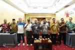 Wali Kota Tanjungpinang Lis Darmansyah secara resmi membuka kegiatan Bimbingan Teknis (Bimtek) bagi pelaku usaha tahun 2025