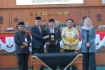 Wali Kota Tanjungpinang, melalui Sekretaris Daerah Kota Zulhidayat, menyampaikan apresiasi atas komitmen DPRD dalam pembahasan dokumen perubahan KUA dan PPAS tersebut.