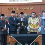 Wali Kota Tanjungpinang, melalui Sekretaris Daerah Kota Zulhidayat, menyampaikan apresiasi atas komitmen DPRD dalam pembahasan dokumen perubahan KUA dan PPAS tersebut.