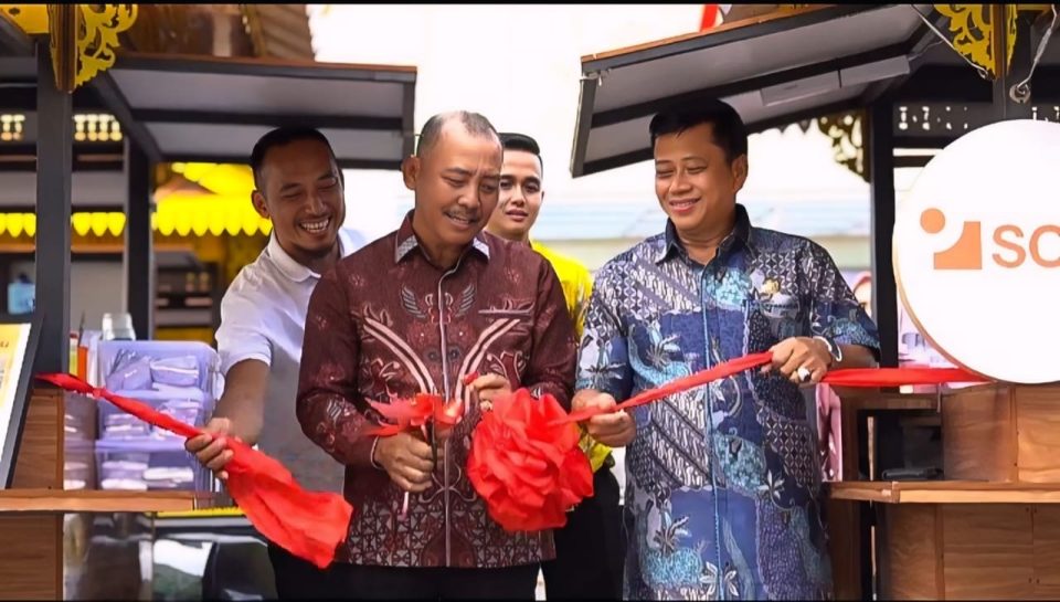 Sebanyak 17 pelaku Usaha Mikro, Kecil, dan Menengah (UMKM) di Kota Tanjungpinang menerima bantuan gerobak jualan