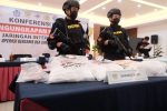Bea Cukai Soekarno-Hatta bersama Direktorat Interdiksi Narkotika Bea Cukai dan aparat penegak hukum (APH) lainnya berhasil menggagalkan dua upaya penyelundupan narkotika.