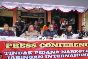 Kantor Wilayah Bea Cukai Bali, NTB, dan NTT bersama Bea Cukai Ngurah Rai berkolaborasi dengan Direktorat Reserse Narkoba (Ditresnarkoba). Denpasar,Jumat22 Agustus 2025