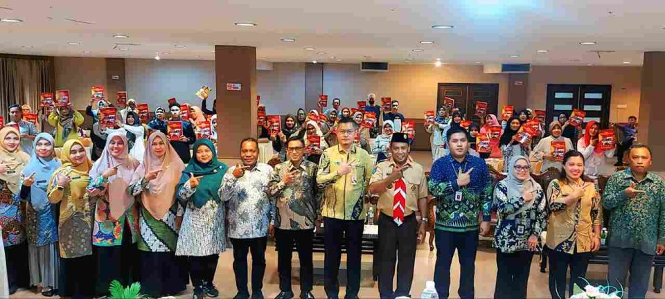 Bimtek Keamanan Pangan bagi pelaku Usaha Industri Rumah Tangga Pangan (IRTP) se-Kota Tanjungpinang. Kegiatan dibuka oleh Sekretaris Daerah Zulhidayat di Hotel Plaza, Kamis (14/8/2025).