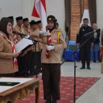 Gubernur Kepri Ansar Ahmad melantik Ka Mabicab dan Ketua serta pengurus Kwarcab Gerakan Pramuka Natuna masa bakti 2025-2030 di Balai Serba Guna Serindit, Ranai, Minggu (10/8/2025). (Humas Pemkab Natuna)