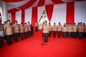 Gubernur Kepulauan Riau (Kepri) Ansar Ahmad mengajak anggota Pramuka untuk terus berinovasi dan menjadi teladan bagi generasi muda.
