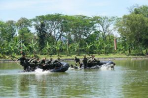 Kolaborasi militer Indonesia dan Belanda terjalin erat dalam pelaksanaan Small Boat Training (SBT) yang menjadi bagian dari skenario operasi amfibi Latihan Gabungan.Sentul, Jawa Barat, Rabu (27/8/2025).