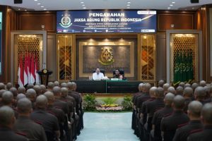 Jaksa Agung Republik Indonesia, ST Burhanuddin, memberikan ceramah pada Pendidikan dan Pelatihan Pembentukan Jaksa (PPPJ) Angkatan LXXXII Gelombang I Tahun 2025 di Badan Diklat Kejaksaan RI, Jakarta. Rabu,27-08-2025.