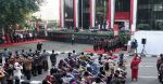 Komisi Pemberantasan Korupsi (KPK) menggelar upacara peringatan Hari Ulang Tahun (HUT) ke-80 Kemerdekaan Republik Indonesia di halaman Gedung Merah Putih, Jakarta, Minggu (17/8).
