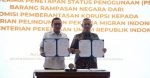 KPK menyerahkan aset rampasan senilai Rp3,81 miliar kepada BP2MI dan Kementerian Pekerjaan Umum dan Perumahan Rakyat (PUPR).