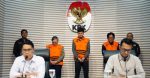 KPK melakukan operasi tangkap tangan (OTT) terkait dugaan suap dalam kerja sama pengelolaan kawasan hutan. Dari kegiatan tersebut