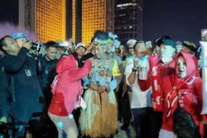 Kapolri Jenderal Listyo Sigit Prabowo turut meramaikan karnaval peringatan HUT ke-80 Republik Indonesia di Bundaran Hotel Indonesia (HI), Jakarta Pusat, Minggu (17/8/2025).