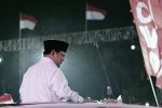 Suasana Monumen Nasional (Monas) pada Minggu malam dipenuhi gemerlap cahaya, dentuman musik, dan sorak-sorai masyarakat. Jakarta, 17 Agustus 2025.Agustus 20, 2025.