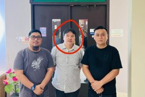 Tim Satgas Intelijen Reformasi dan Inovasi (SIRI) Kejaksaan Agung berhasil mengamankan buronan Kejaksaan Tinggi Jawa Barat, Ahmad Rony Yustianto, di SPBU Madiun Kertosono.