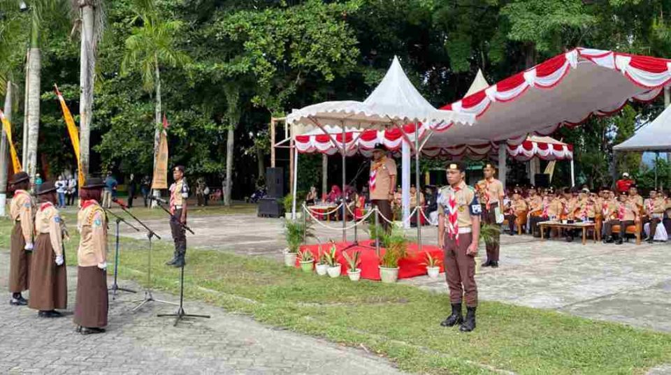 Kwartir Cabang (Kwarcab) Gerakan Pramuka Tanjungpinang menggelar upacara peringatan Hari Pramuka ke-64 di Lapangan Pamedan Ahmad Yani, Kamis (14/8).