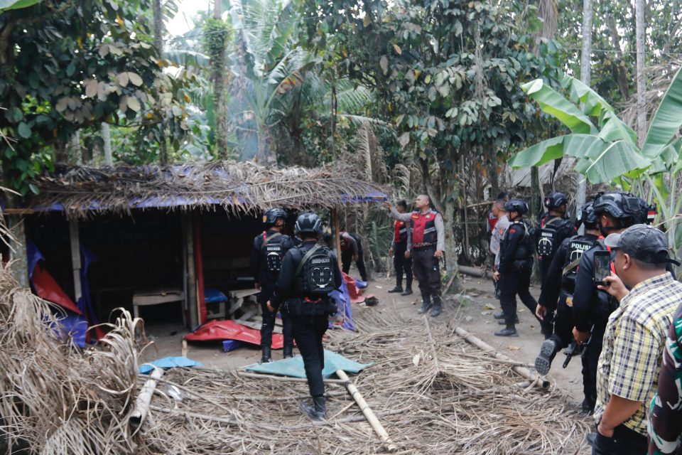 Operasi ini tidak hanya menangkap para pelaku di lapangan, tetapi juga mengungkap modus operandi dan sistem pengamanan berlapis yang digunakan sindikat