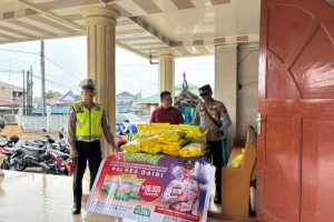 Polres Dairi bersama Polsek jajaran menggelar Gerakan Pangan Murah untuk membantu kebutuhan masyarakat sekaligus menjaga stabilitas harga bahan pokok di wilayah hukumnya, Minggu (10/8/2025).