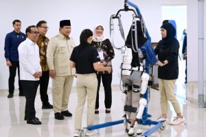 Presiden RI Prabowo Subianto menegaskan komitmen pemerintah untuk memperkuat layanan kesehatan nasional melalui pembangunan infrastruktur rumah sakit, penambahan fakultas kedokteran, serta percepatan pencetakan tenaga medis, khususnya dokter spesialis.Jakarta, 26 Agustus 2025.(Foto: BPMI Setpres)