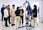 Presiden RI Prabowo Subianto menegaskan komitmen pemerintah untuk memperkuat layanan kesehatan nasional melalui pembangunan infrastruktur rumah sakit, penambahan fakultas kedokteran, serta percepatan pencetakan tenaga medis, khususnya dokter spesialis.Jakarta, 26 Agustus 2025.(Foto: BPMI Setpres)