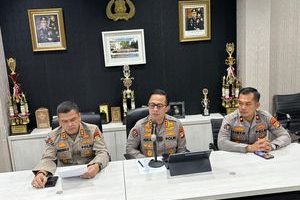 Tim gabungan Subdit Jatanras Ditreskrimum Polda Metro Jaya bersama Subdit Resmob, dibantu Polrestabes Semarang, berhasil menangkap seorang terduga pelaku penculikan berinisial RS.Minggu (24/8/2025) sekitar pukul 02.15 WIB.