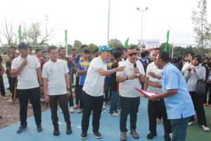 Dalam rangka memeriahkan HUT ke-80 Republik Indonesia tahun 2025, Kodim 0320/Dumai bekerja sama dengan Persatuan Bola Voli Seluruh Indonesia (PBVSI) Kota Dumai menggelar Turnamen Bola Voli Antar Club se-Kota Dumai memperebutkan Piala Dandim 0320/Dumai.pada Kamis (14/8/2025).