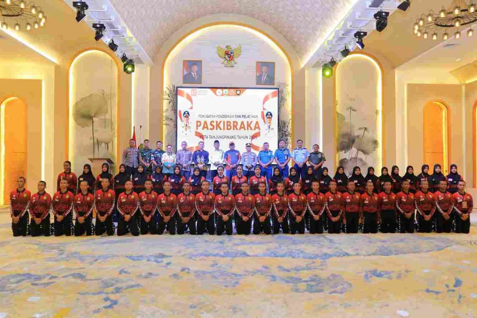 Wali Kota Tanjungpinang, Lis Darmansyah, secara resmi membuka Pemusatan Pendidikan dan Pelatihan Calon Pasukan Pengibar Bendera Pusaka (Paskibraka)
