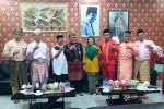 Wali Kota Tanjungpinang, Lis Darmansyah, menerima audiensi jajaran pengurus Ikatan Guru Indonesia (IGI) Kota Tanjungpinang yang dipimpin Ketua IGI, Baiturahman Isman, di Ruang Kerja Wali Kota, Jumat (29/8/2025).