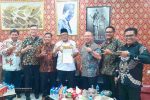 Wali Kota Tanjungpinang, Lis Darmansyah, menerima audiensi jajaran Pengurus Persatuan Gereja Indonesia Daerah (PGID) Kota Tanjungpinang terkait pemilihan pengurus baru di Ruang Kantor Wali Kota, Selasa (27/8/2025).