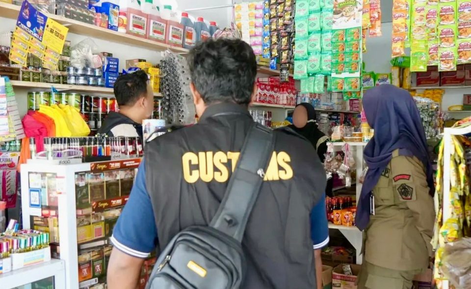 Bea Cukai Tanjung Balai Karimun bersama Satpol PP Kabupaten Karimun menggelar Operasi Gurita pada 18–24 Agustus 2025 untuk memberantas peredaran rokok ilegal.Karimun, 04-09-2025.