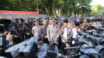 Polda Metro Jaya bersama sejumlah organisasi masyarakat (ormas) menggelar patroli skala besar di wilayah Ibu Kota pada Senin (1/9).