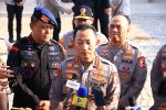 Presiden Republik Indonesia menyempatkan diri menjenguk anggota Polri yang menjadi korban saat bertugas mengamankan aksi kerusuhan baru-baru ini. Kunjungan tersebut disampaikan oleh Kapolri Jenderal Pol Listyo Sigit Prabowo usai mendampingi Presiden pada Senin (01/9/2025).