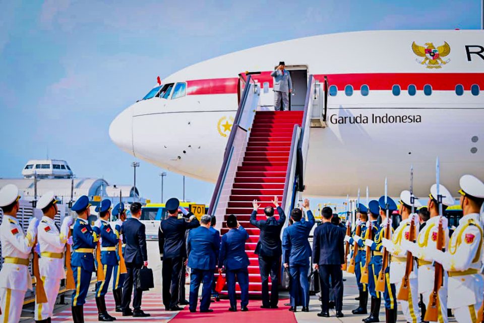 Presiden Republik Indonesia, Prabowo Subianto, kembali ke Tanah Air pada Rabu (3/9/2025) pukul 14.30 WIB setelah menyelesaikan rangkaian kunjungan kerja di Republik Rakyat Tiongkok (RRT).
